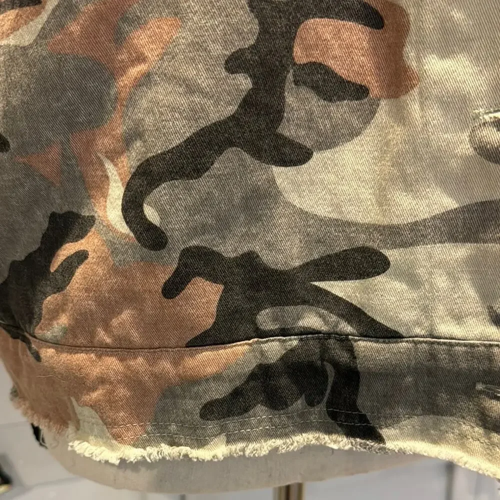 Mystrees Pre Loved Camouflage Denim Women's Jacket. - Picture 3 of 12